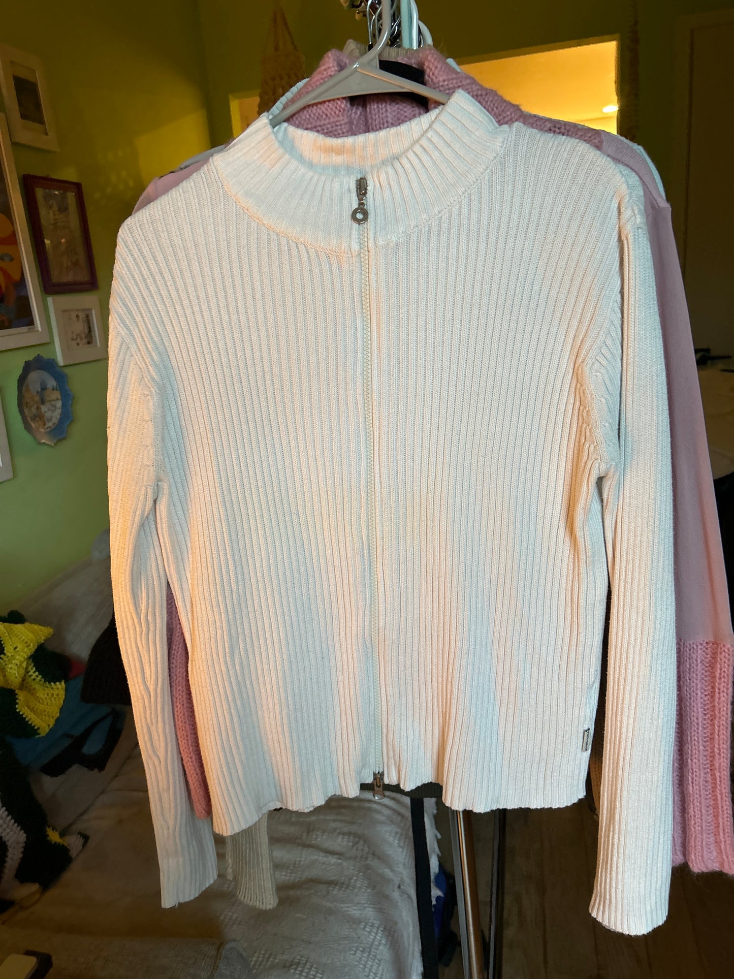 White knit double zip cardigan