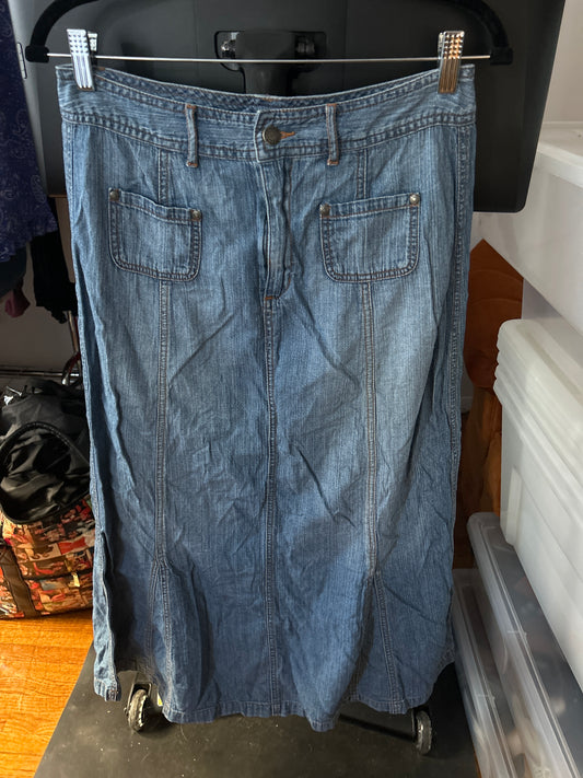Maxi denim skirt
