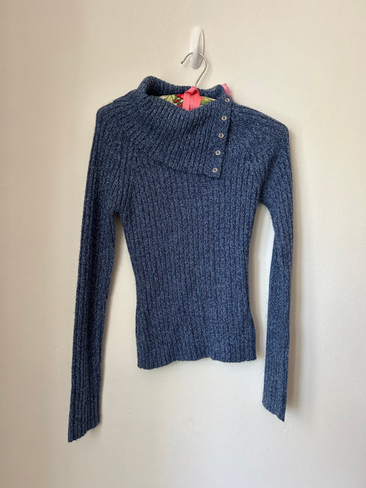Blue knit sweater with buttons