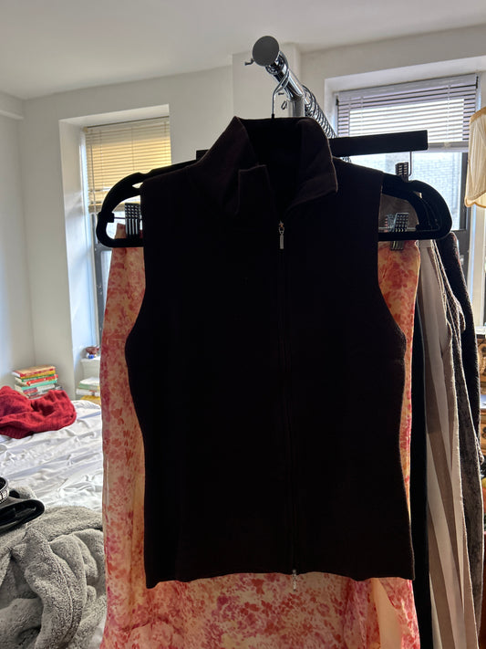 Brown double zip sleeveless sweater