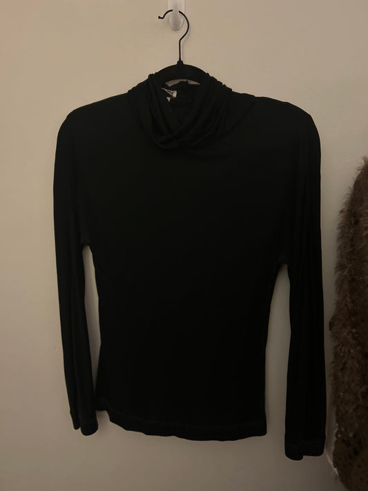 JM Black Valentino turtleneck 107