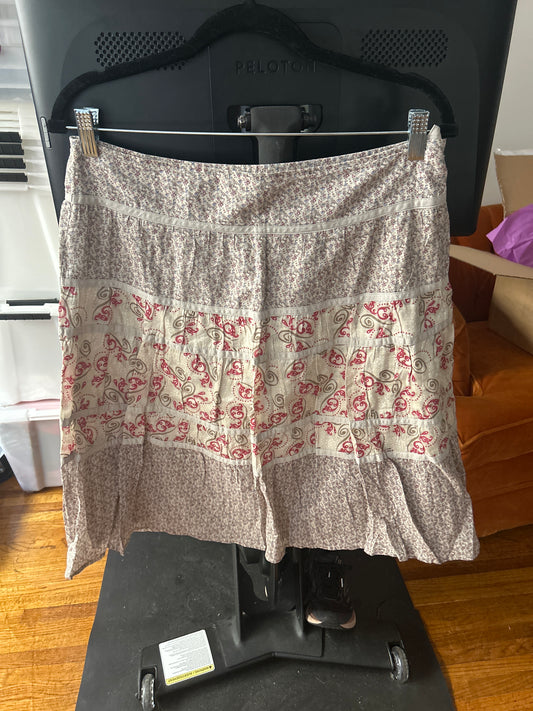 Mixed patterned skirt