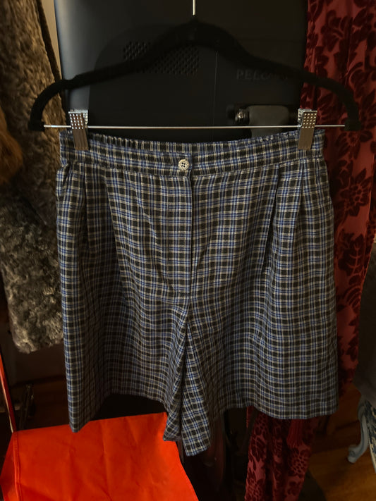 Alfred Dunner blue plaid shorts