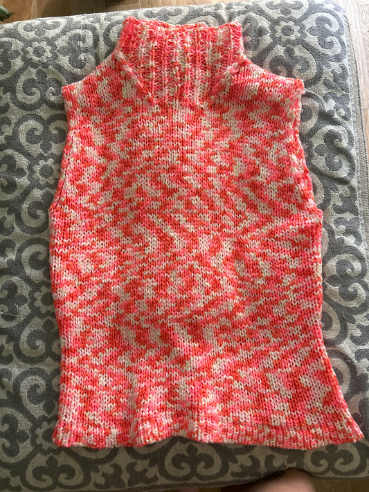 Pink/orange sleeveless turtleneck