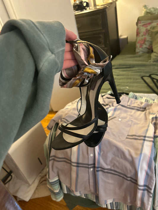 Emilio Pucci black stilettos sz 38