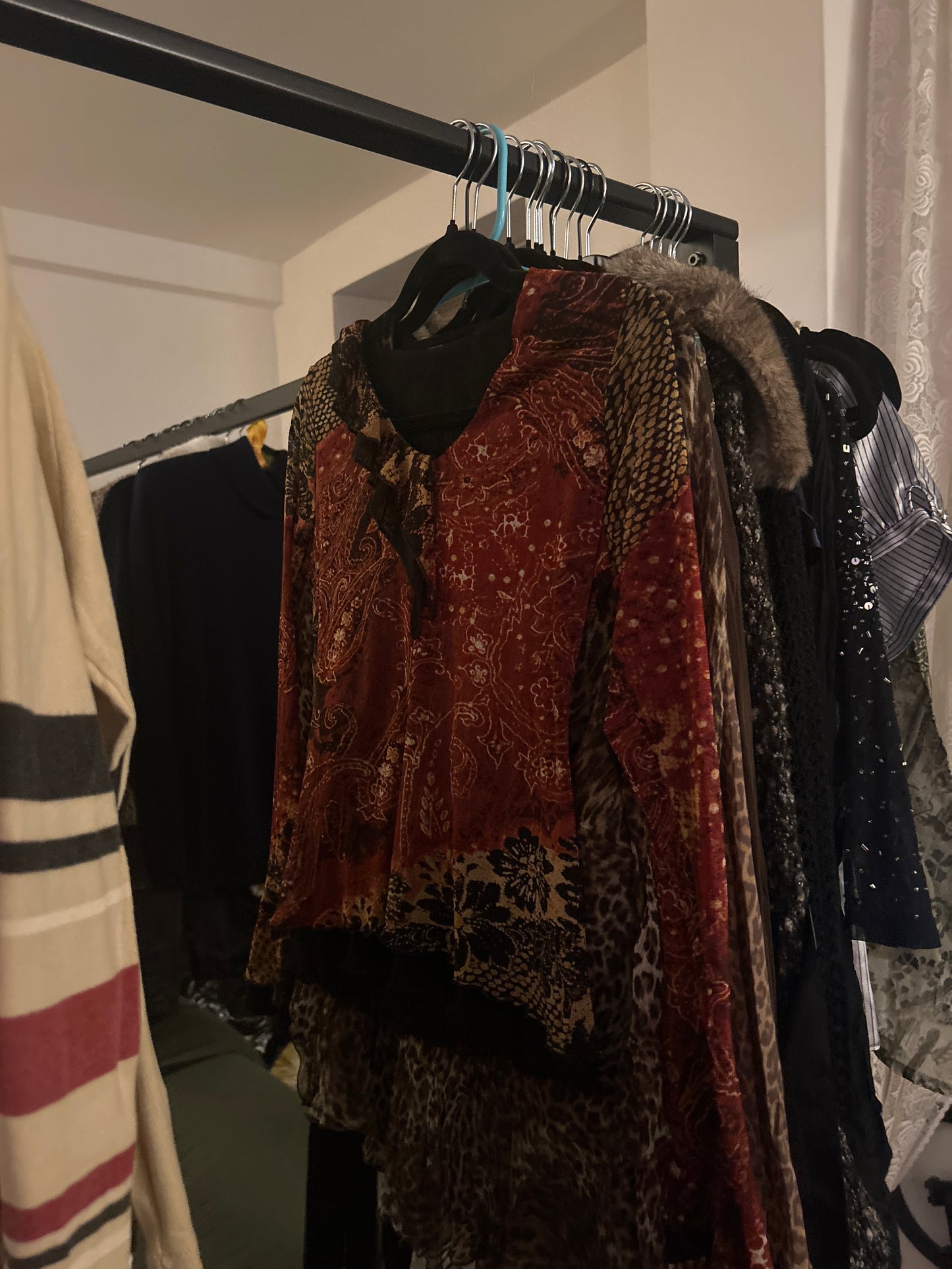 Red graphic sheer long sleeve