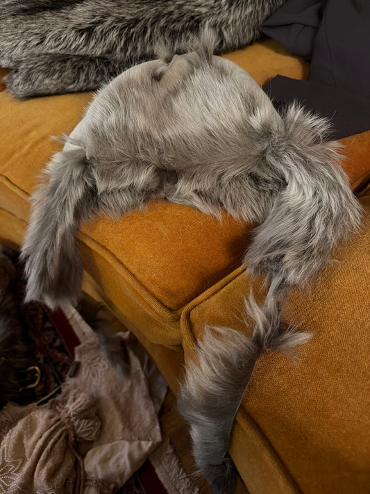 Grey suede/fur hat JM 85