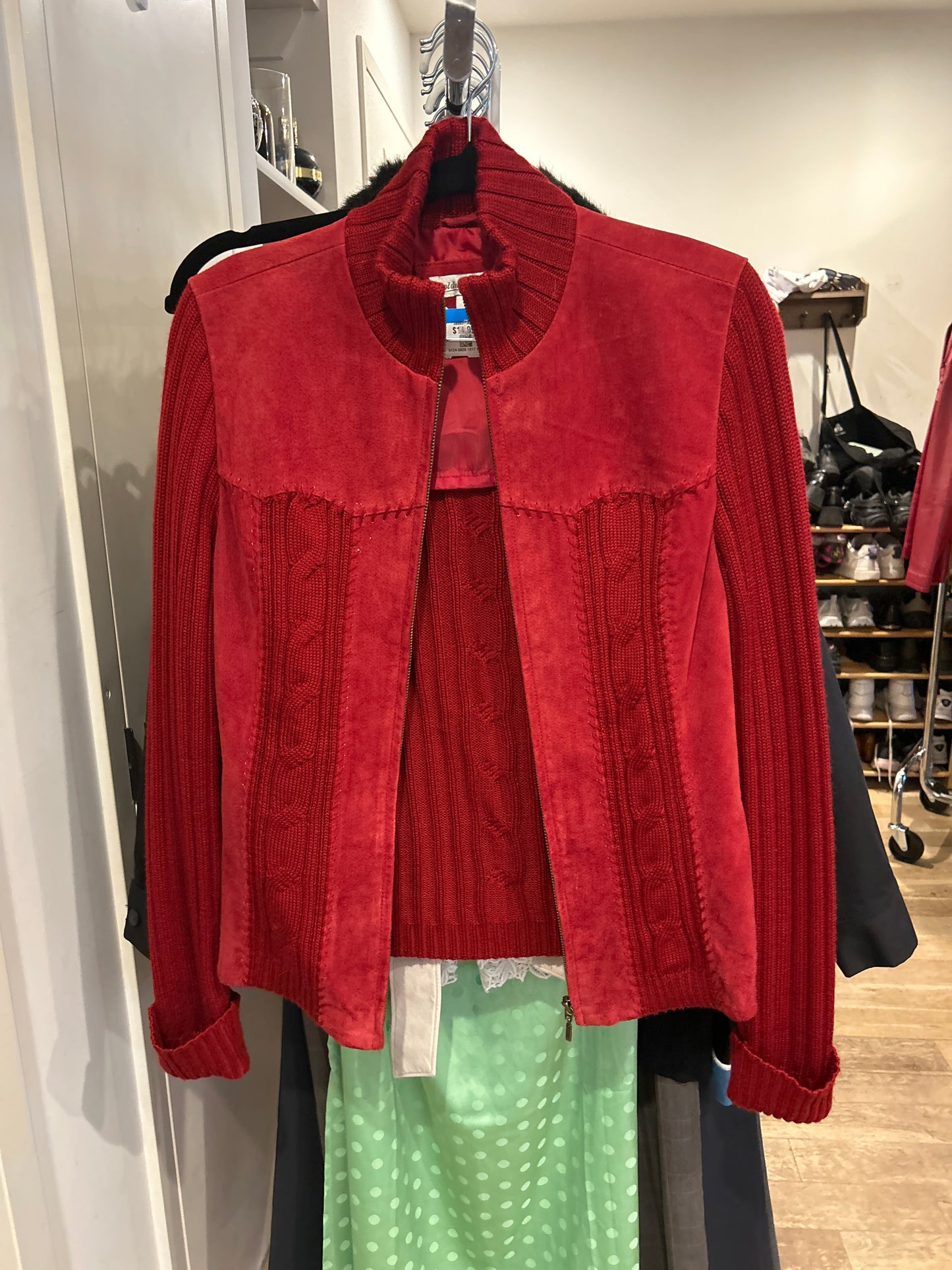 Suede/knit cardigan in red