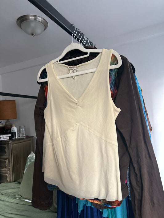 April Cornell top