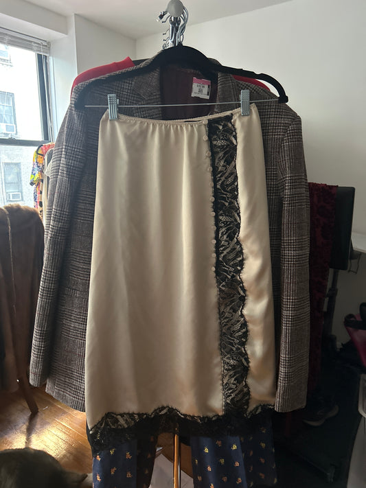 Victoria's Secret slip skirt with lace