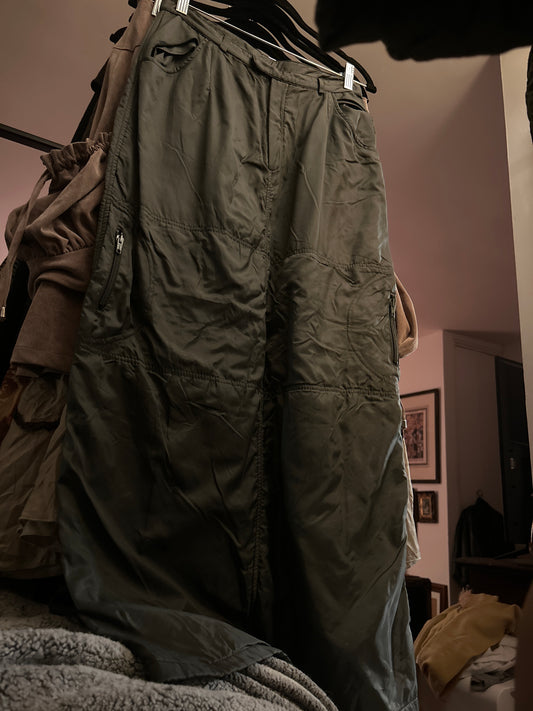 B Side dark green skirt 0150C8