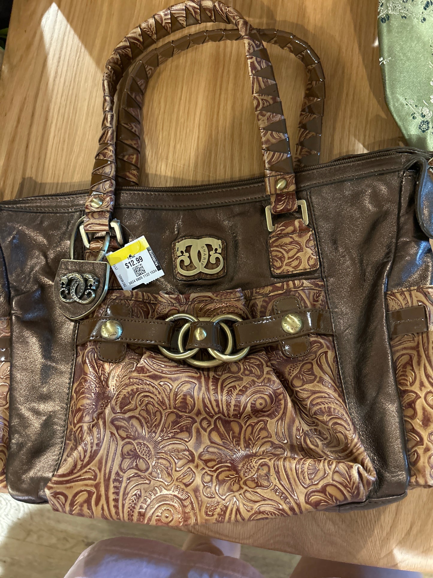 Sharif brown bag