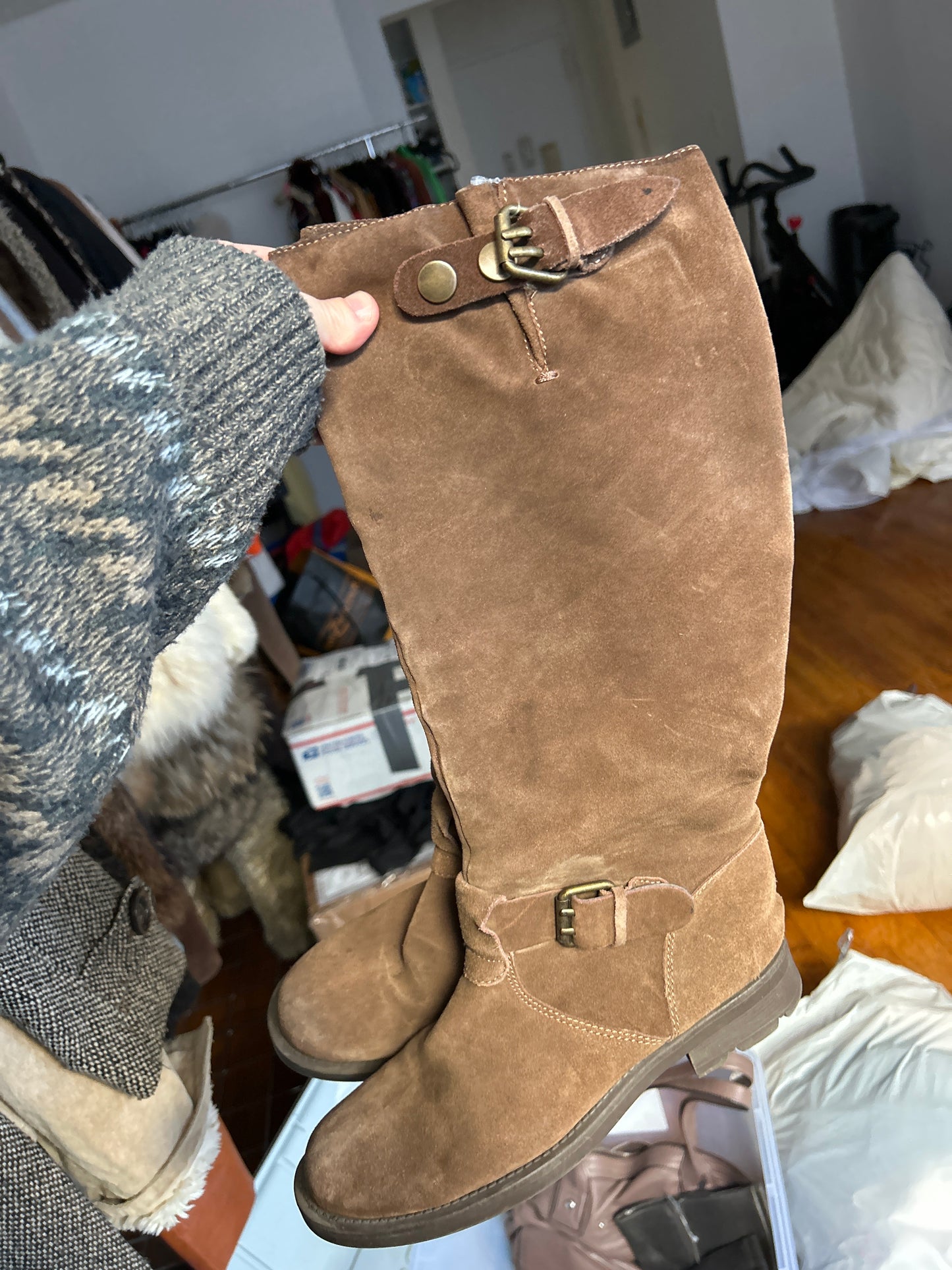 Street rat brown suede boots sz 7