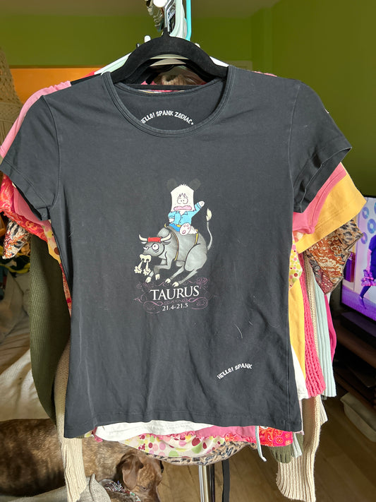 Hello! Spank zodiac Taurus top
