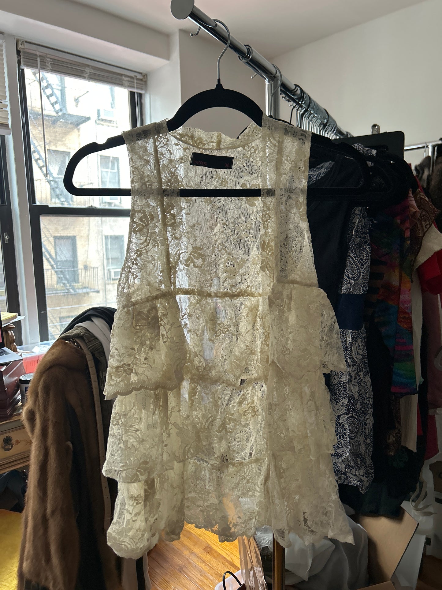 Tramps white lace tiered vest