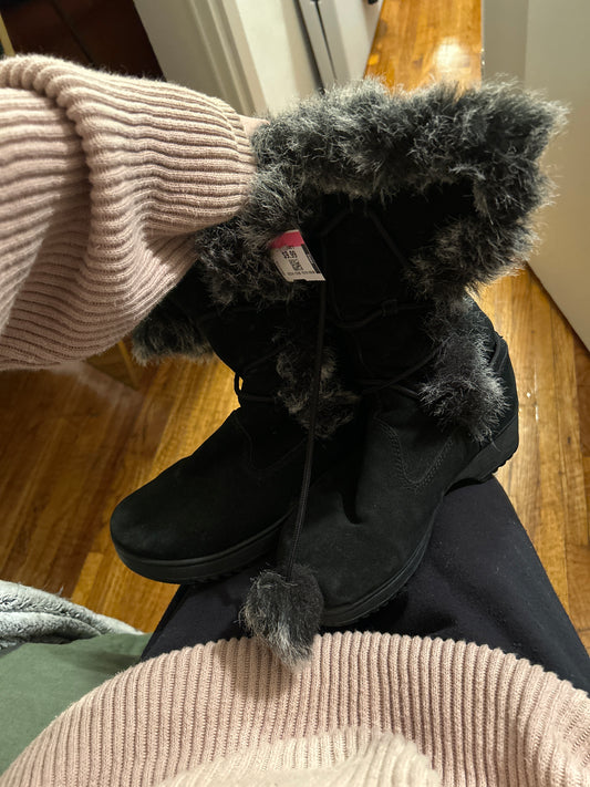 Street rat report black leather fuzzy boots sz 8