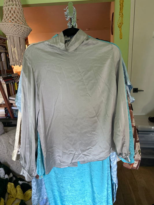 Jaeger silvery blue top