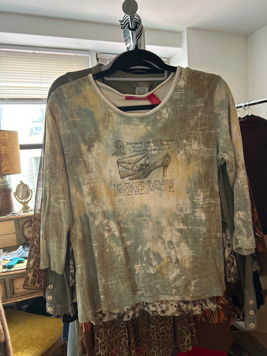 Bag/shoe graphic top