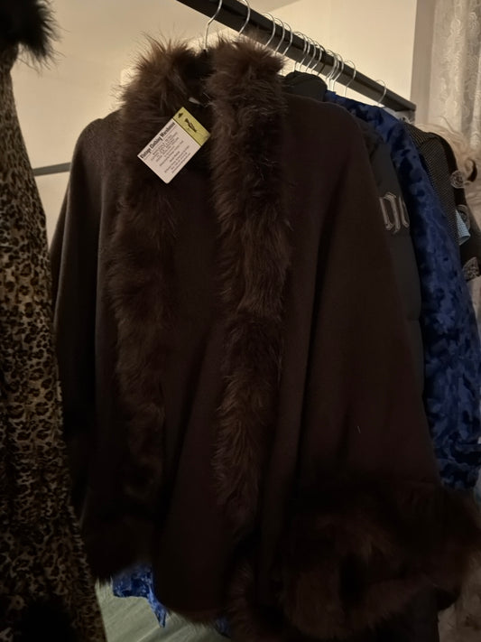 Cape brown fur JM 4