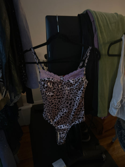 Silky cheetah print bodysuit