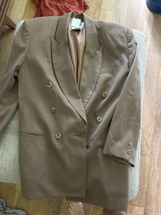 Brown oversized blazer