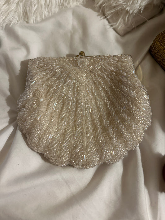 White vintage beaded purse