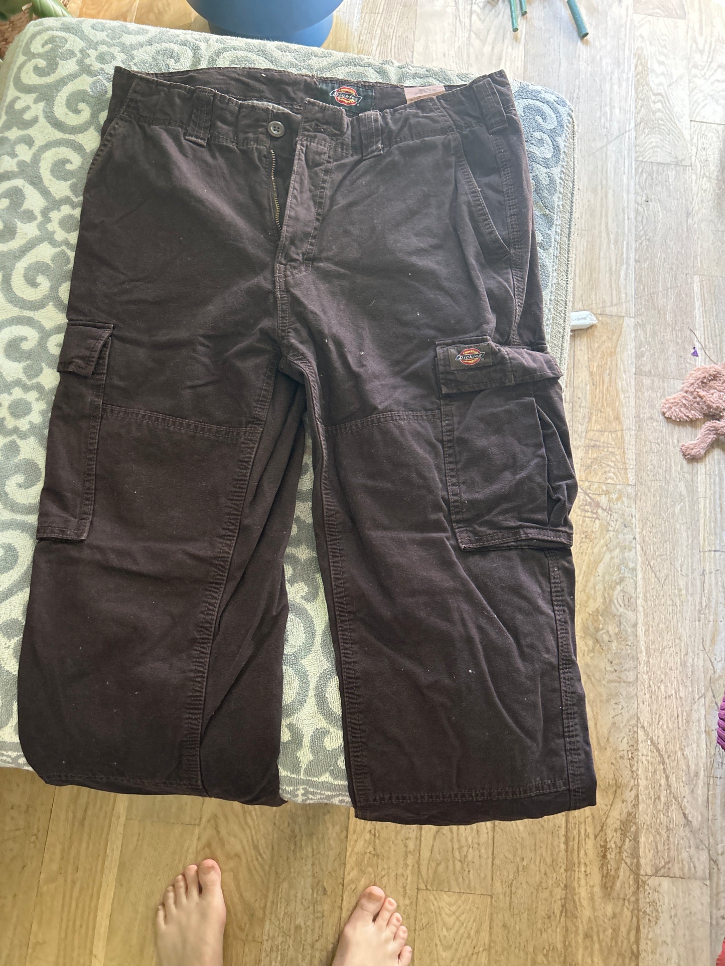 Brown dickies cargo pants