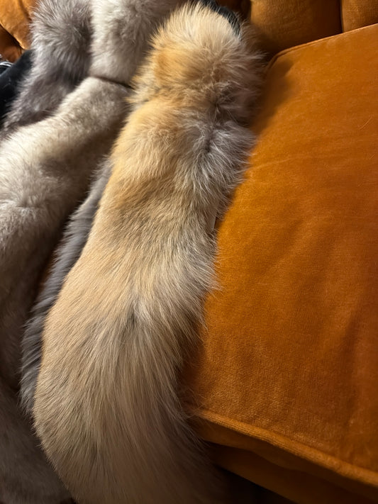 Red fox scarf JM 38