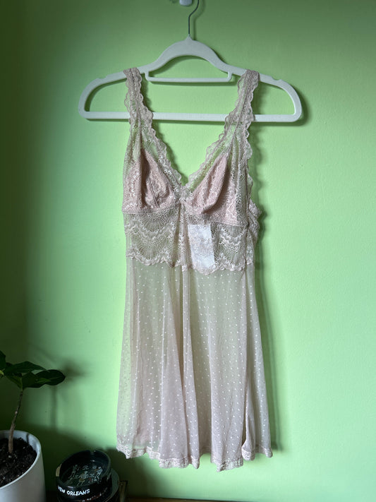 Nude lace/mesh slip
