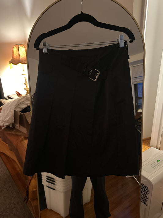 Vero modo black pleated belted cargo skirt