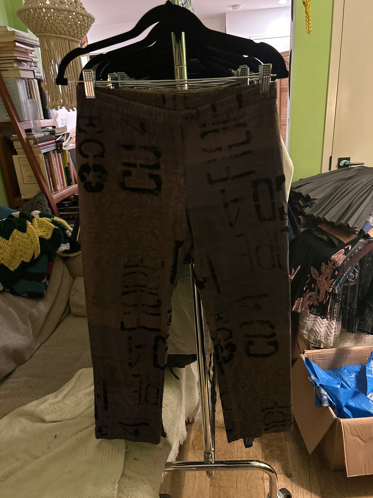 Graffiti pant
