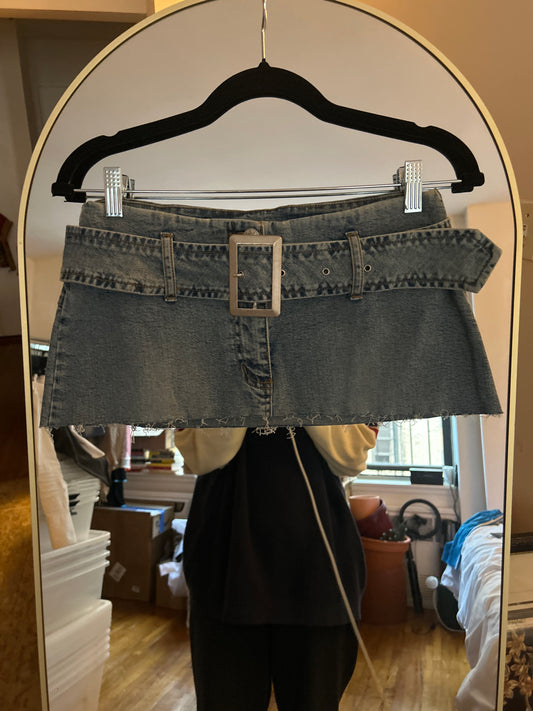 Belted micro mini skirt