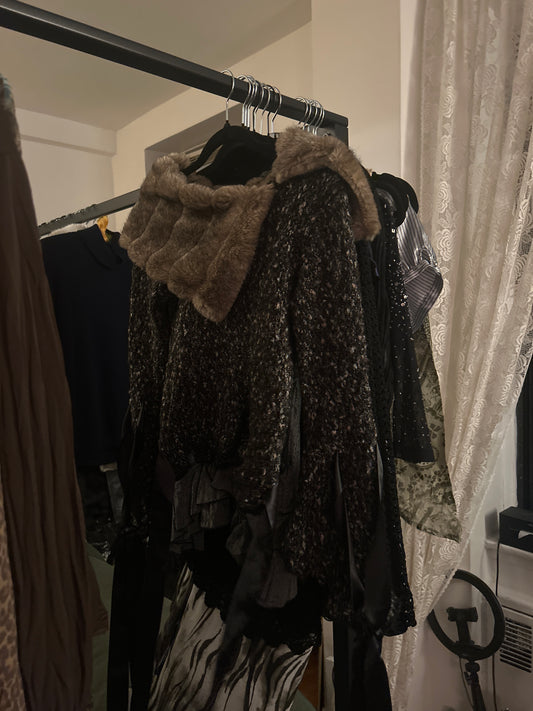 Brown sweater with faux fur collar