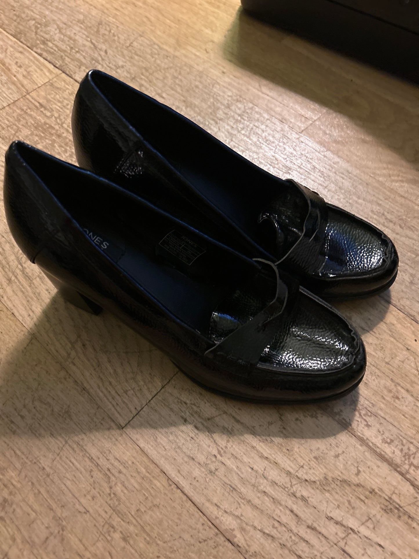 STREET RAT - Jones black heels sz8