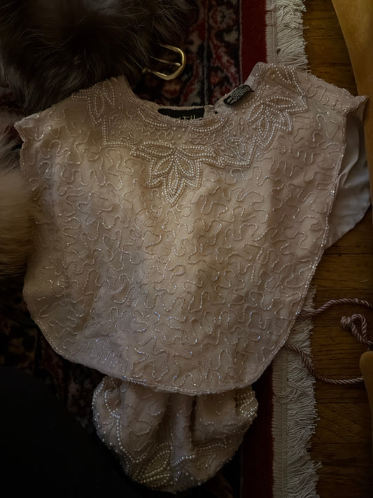 Mary McFadden lace collar JM 82