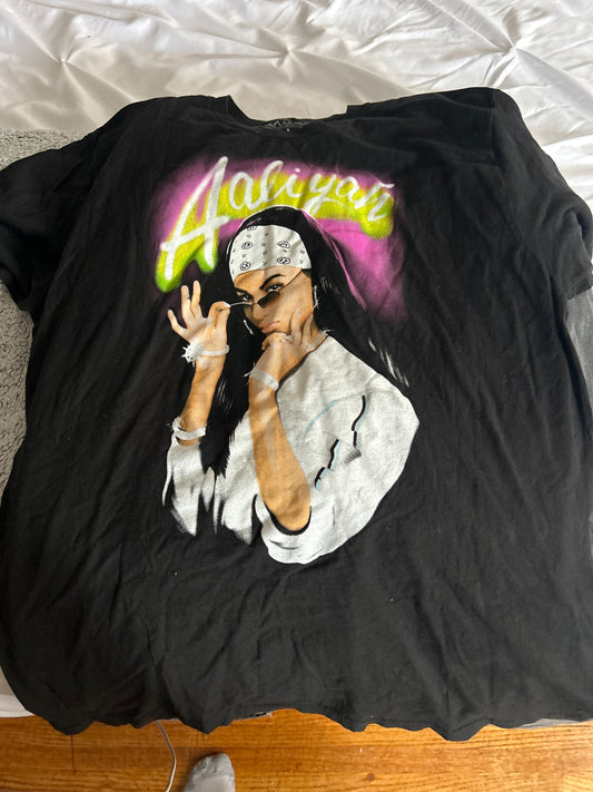 Aaliyah tee