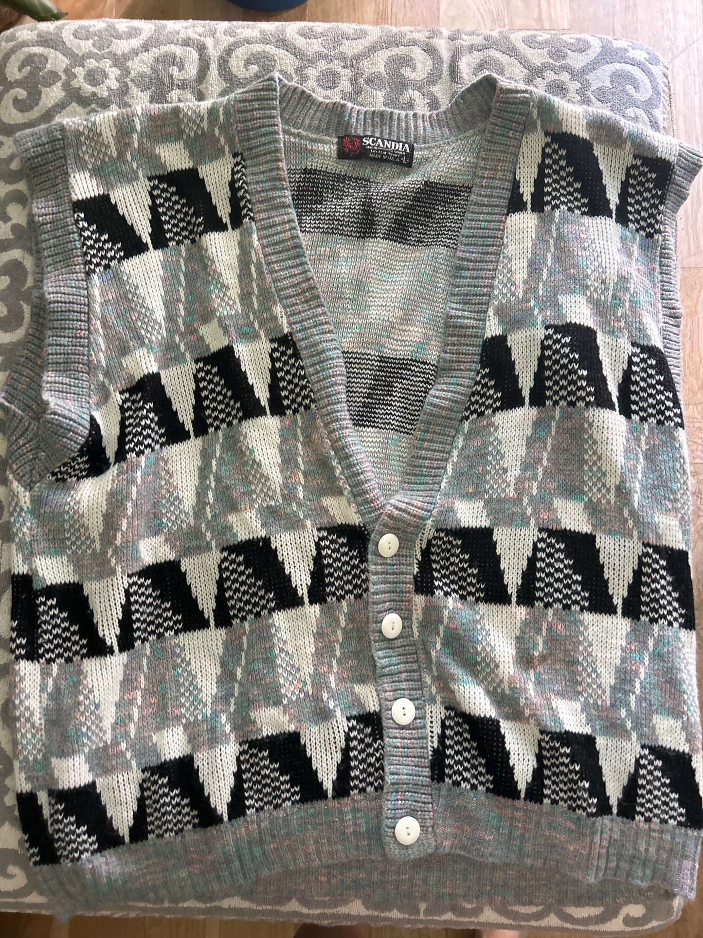 Scandia sweater vest
