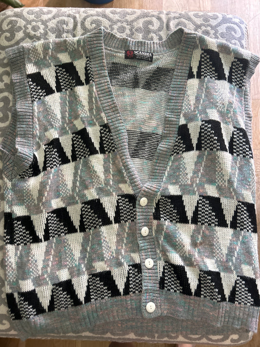 Scandia sweater vest