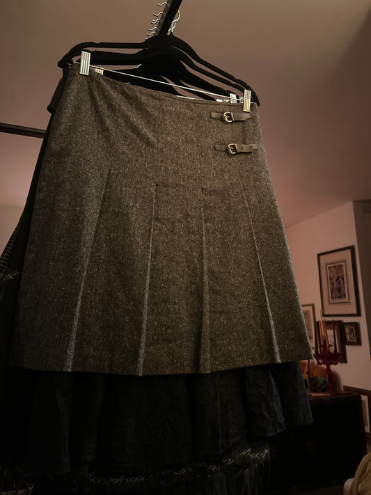 Wool blend Pleated grey skirt with buckles