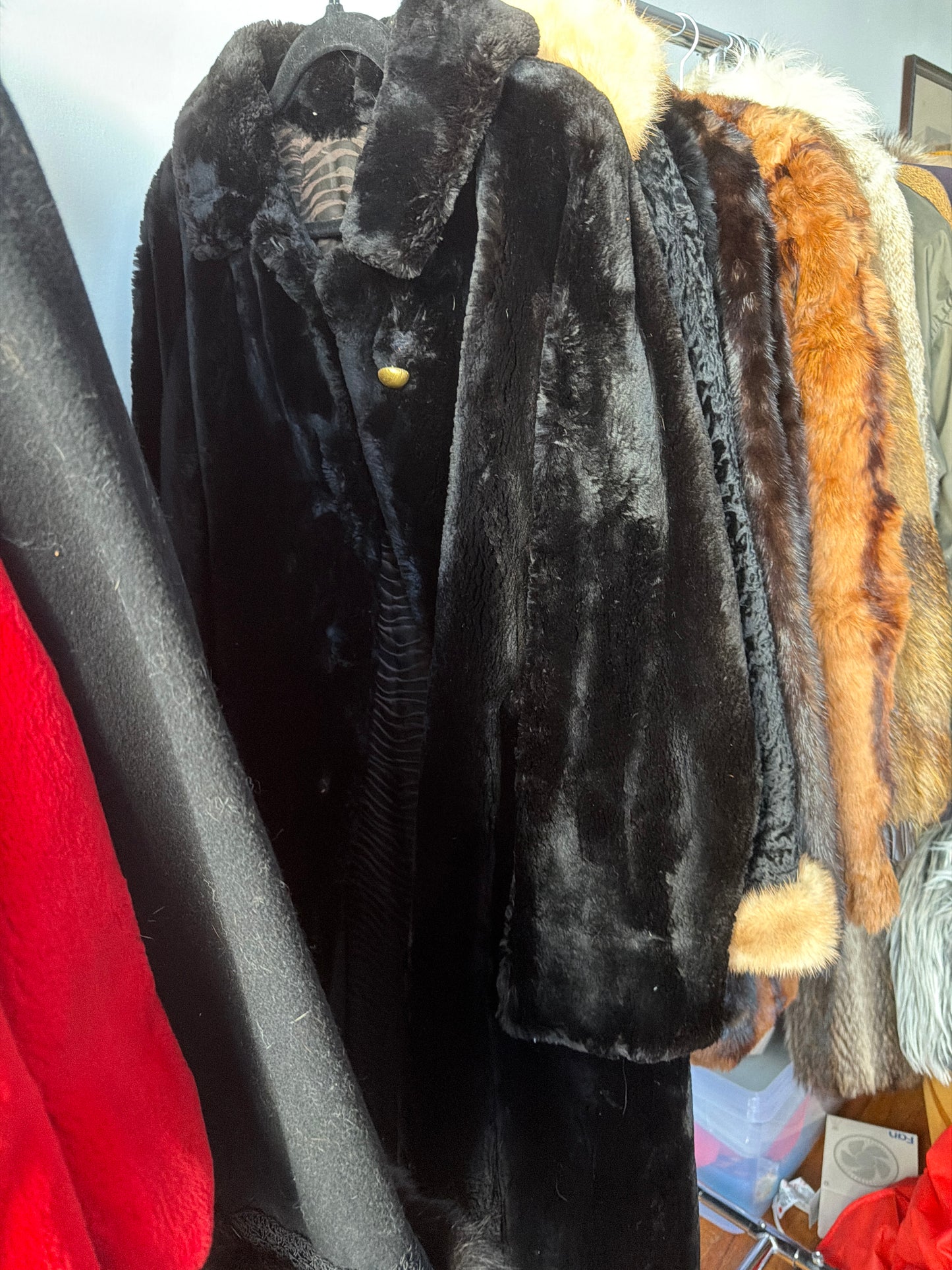 Black beaver fur coat JM 6B