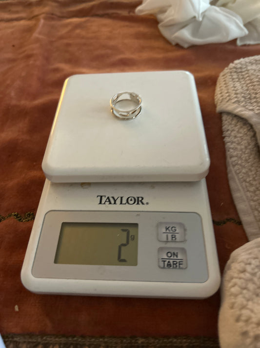 Dolphin ring 0150BB