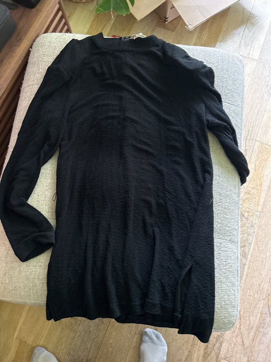 J. Stevens black long sleeve dress