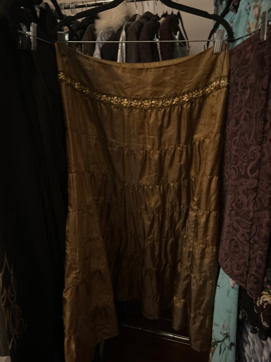 Brown peasant skirt with sequins