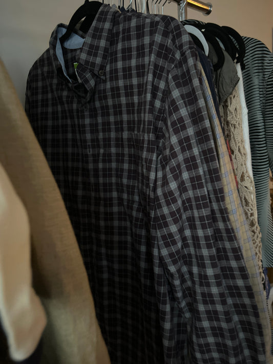 Van heusen burgundy button up