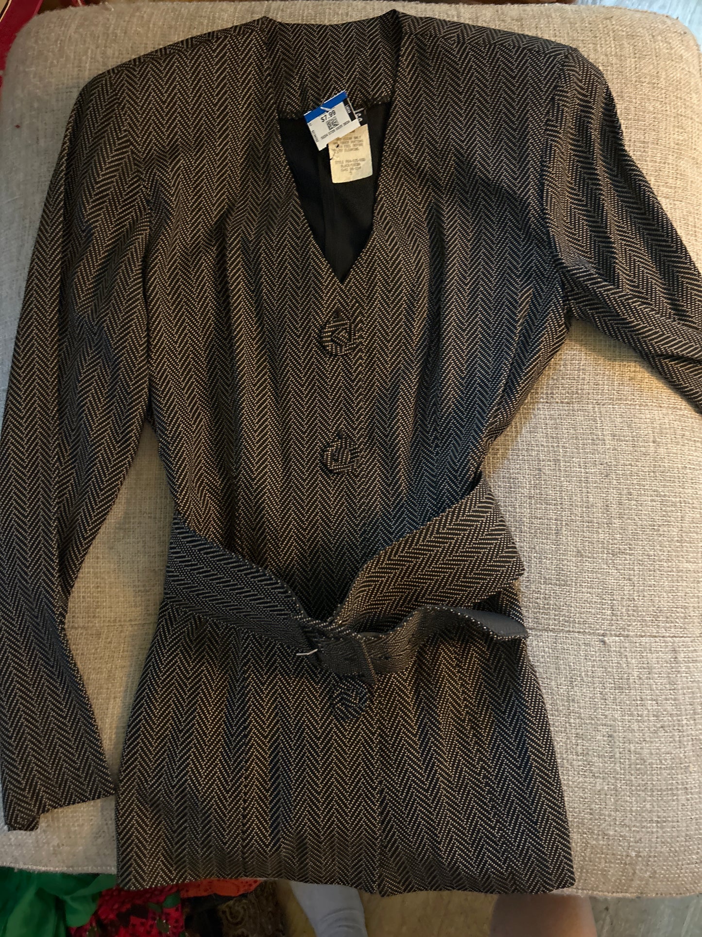 Black/tan belted blouse