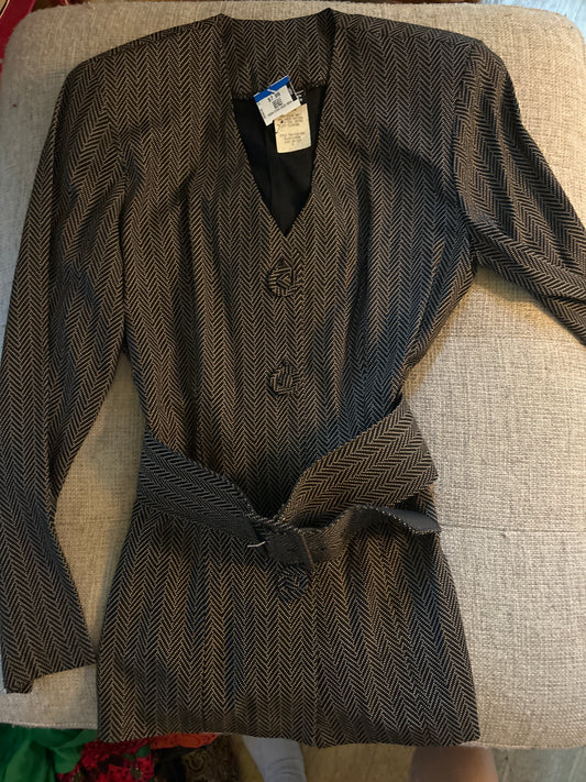 Black/tan belted blouse