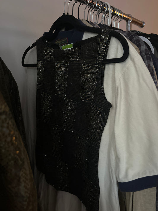 Hot papaya black and gold top