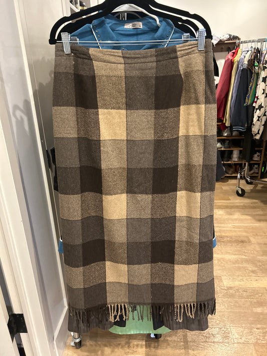 Brown scarf skirt