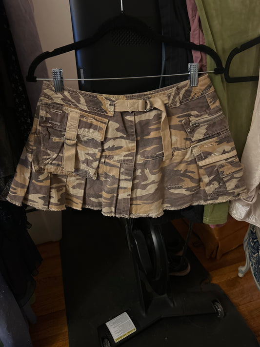 Camo pleated miniskirt 01503U