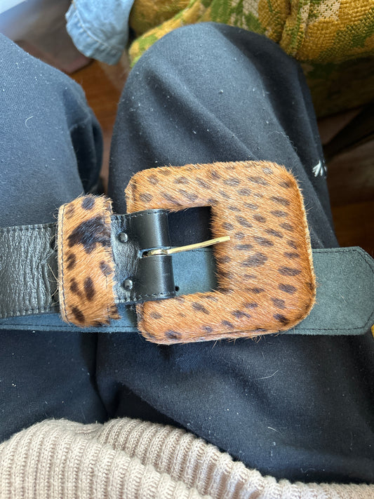 JM black belt leopard closure 163